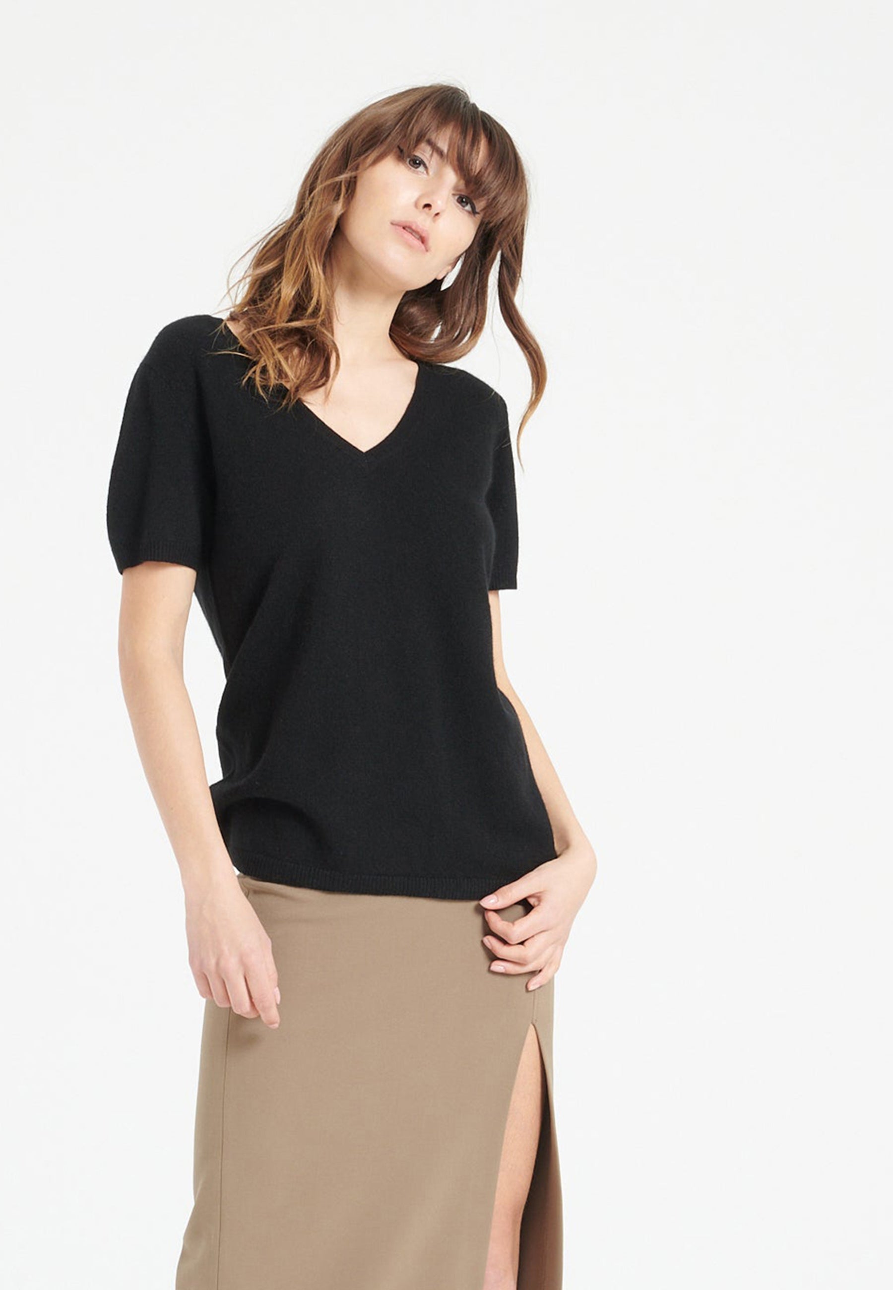 T-shirt col V femme en cachemire noir - LILLY 14